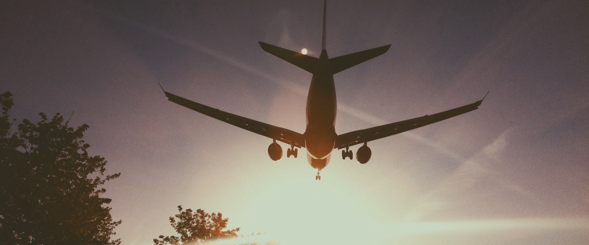Staying Within Visible Range During Flight
